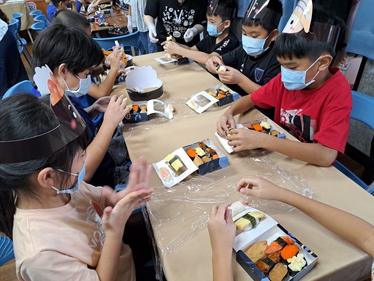 LINE_ALBUM_20231116壽司製作體驗活動_231116_34.jpg